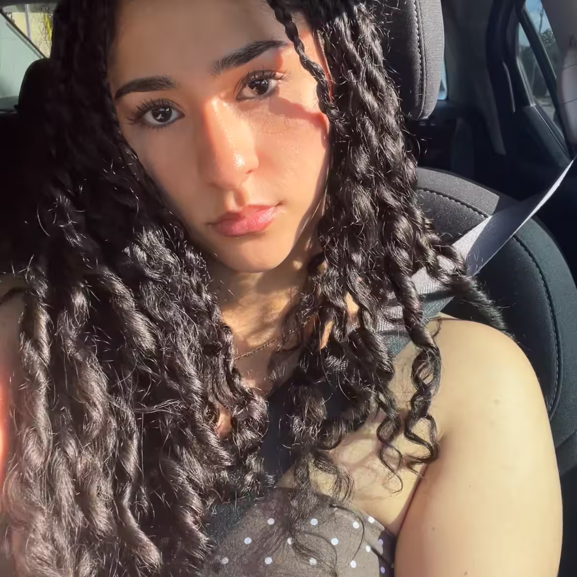 Elena Garza - Master Digitizer